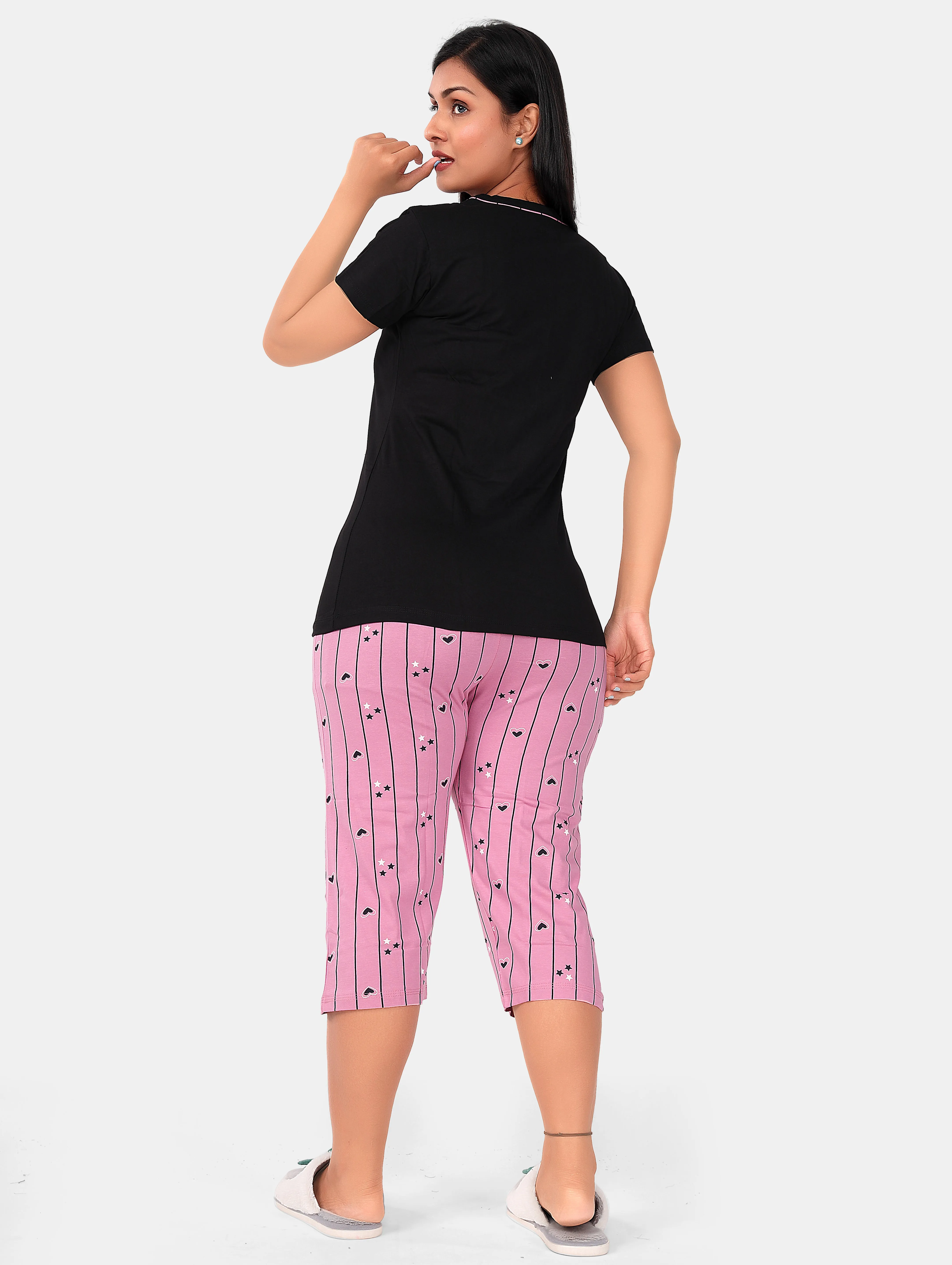 BLACK HEART CAPRI SET