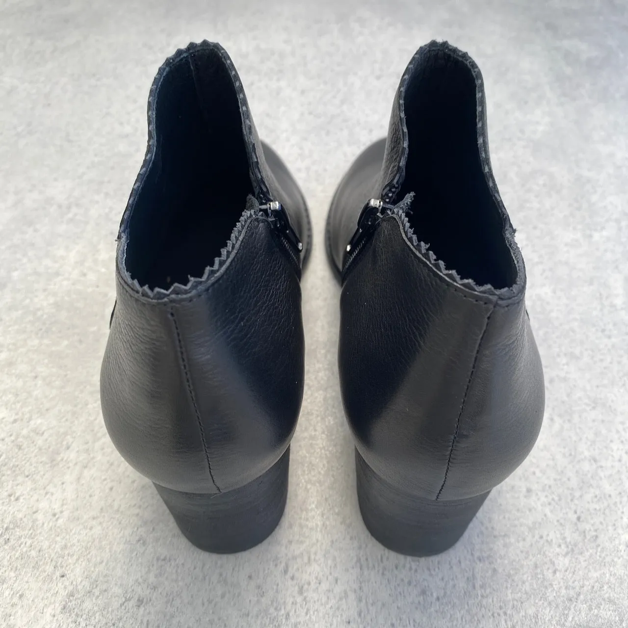 DJ Sharon BNH - ONLINE ONLY, Size 42