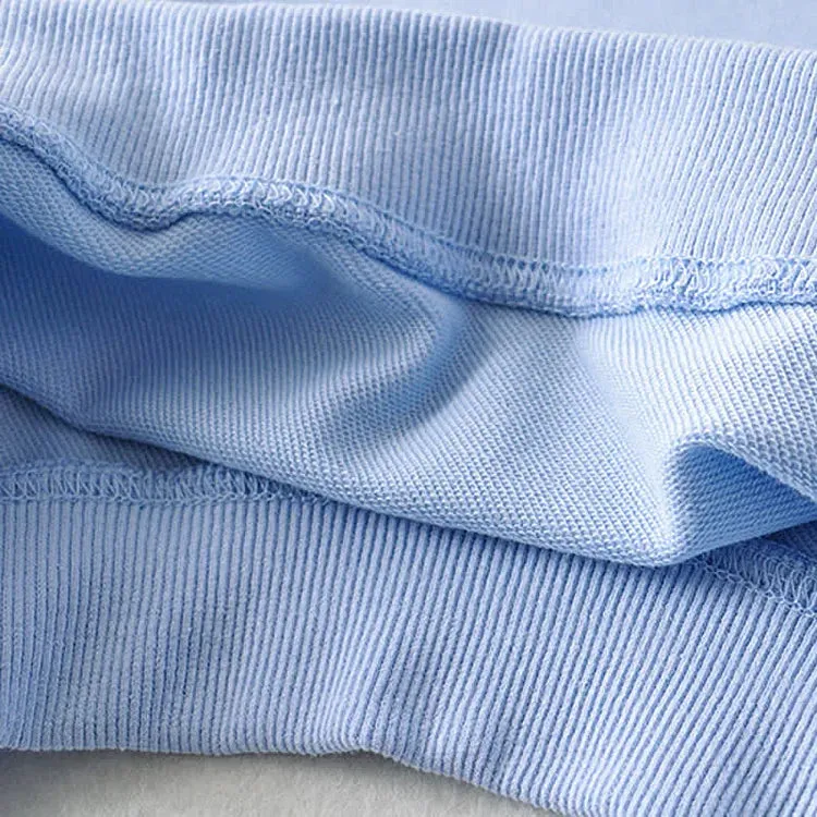 Elevate Everyday Comfort: Pure Color Round Neck Crop Sweatshirt - Your Stylish Companion in Cozy Moments! 💙👕