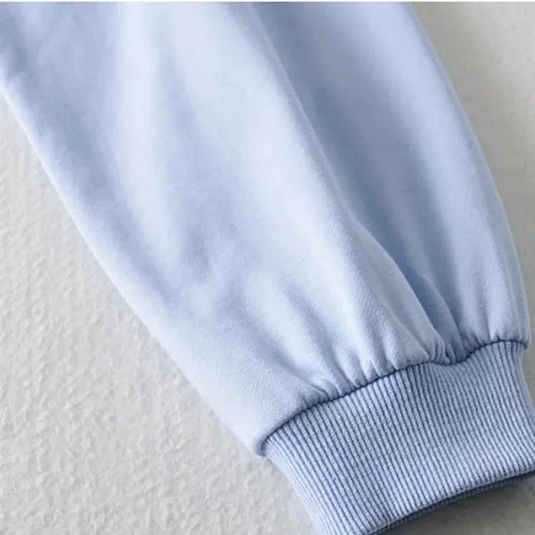 Elevate Everyday Comfort: Pure Color Round Neck Crop Sweatshirt - Your Stylish Companion in Cozy Moments! 💙👕